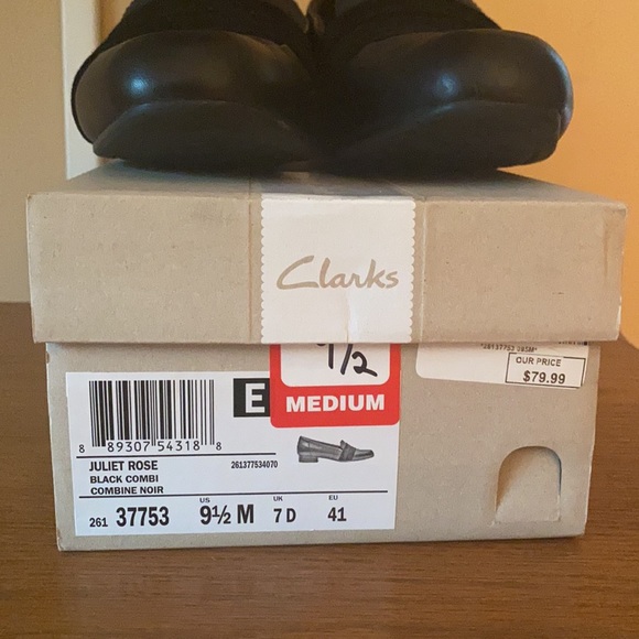 Clarks Flat Loafer - Picture 7 of 7